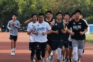 好久不见！考辛斯将参加国内街头篮球赛 已经于昨晚抵达广州！